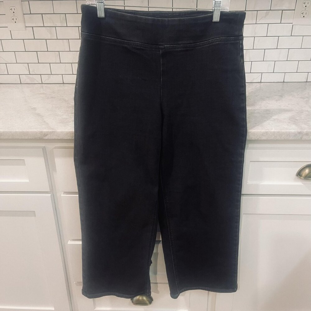 Old Navy Weekender Jeans Womens 12 Black High Rise Wide Leg Crop Pull On Denim
